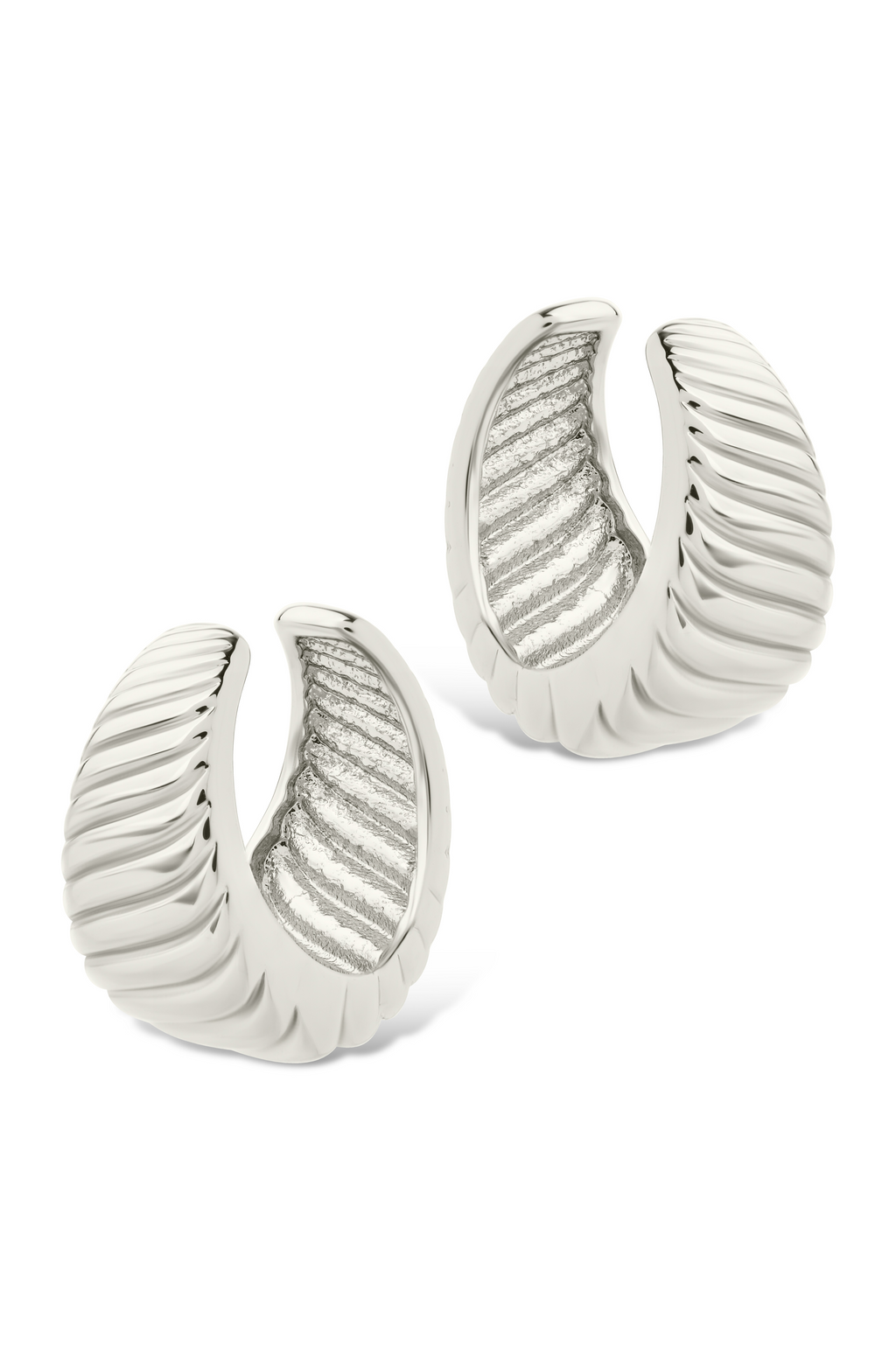 Beth Twisted Croissant Ear Cuff