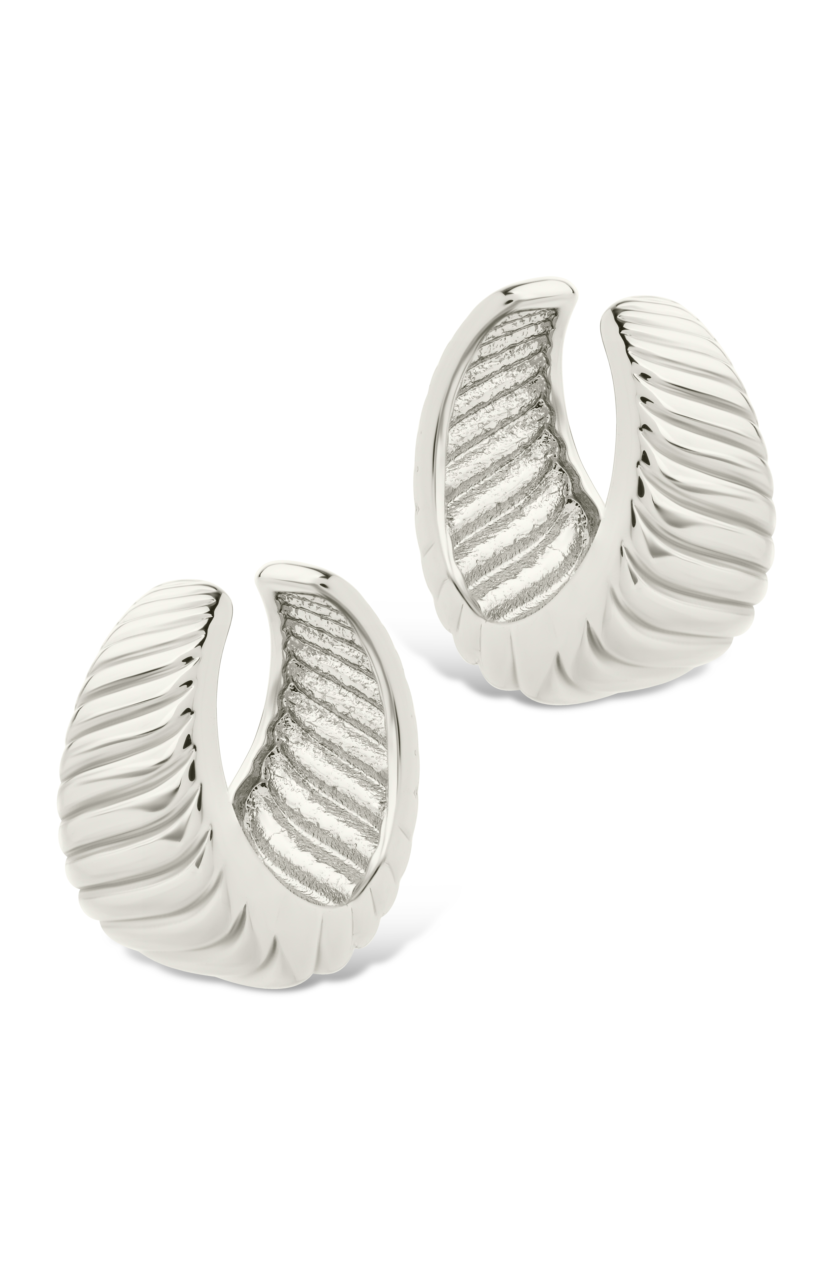 Beth Twisted Croissant Ear Cuff